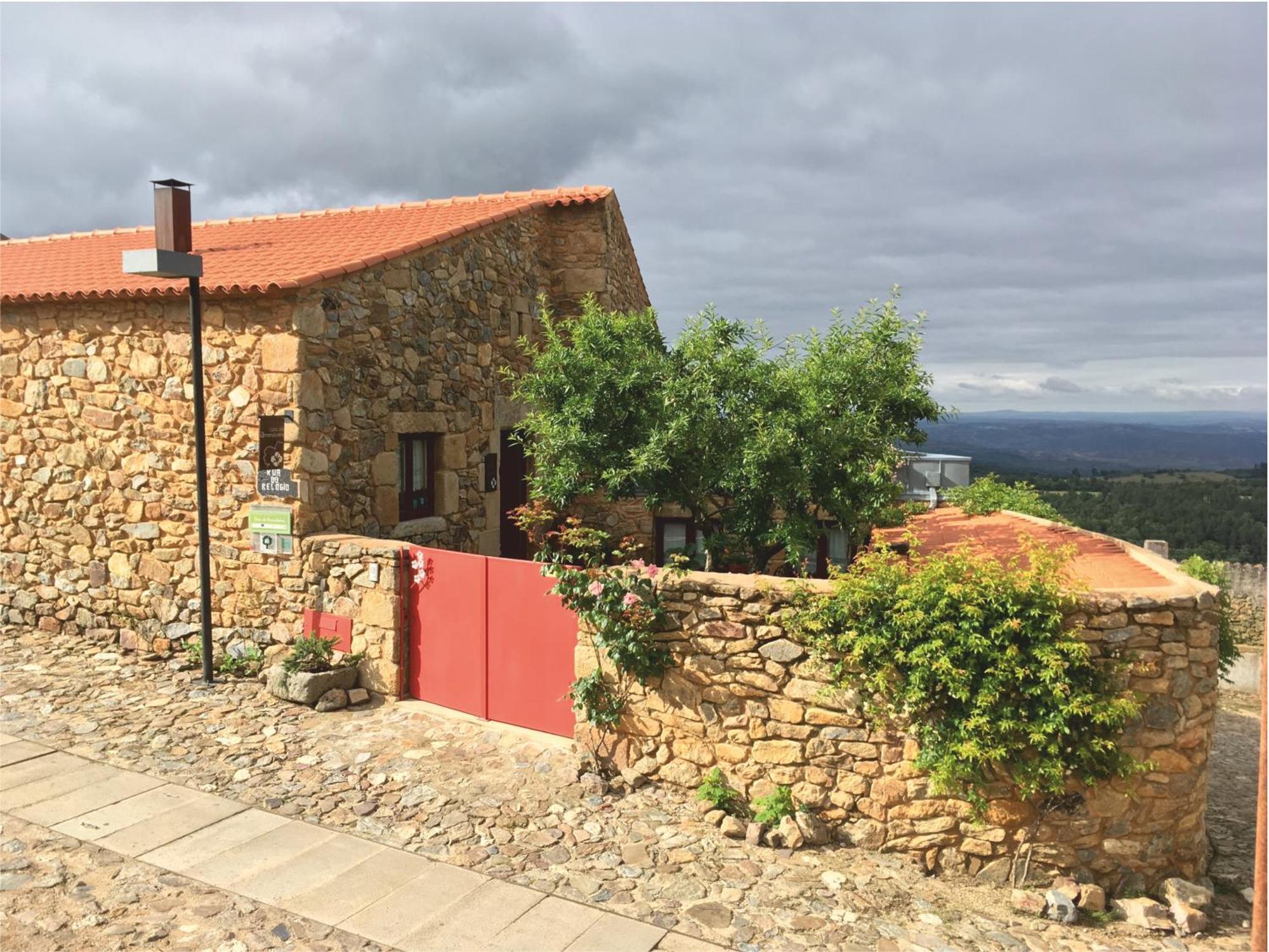 Casa Da Amendoeira Hotel Castelo Rodrigo Exterior photo